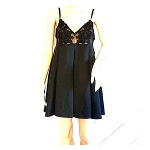 NWT Tobi Black Baby doll dress sz M